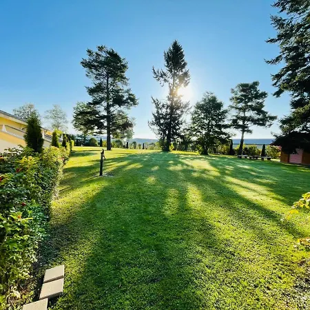 Zum Fliegerwirt מלון 3*