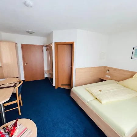 Zum Fliegerwirt Mengen