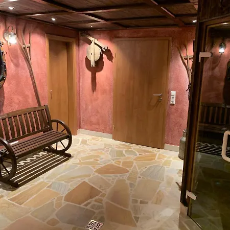 苏姆费力格尔维特酒店 Mengen